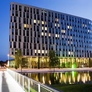 4* Otel Courtyard By Marriott Prater/messe