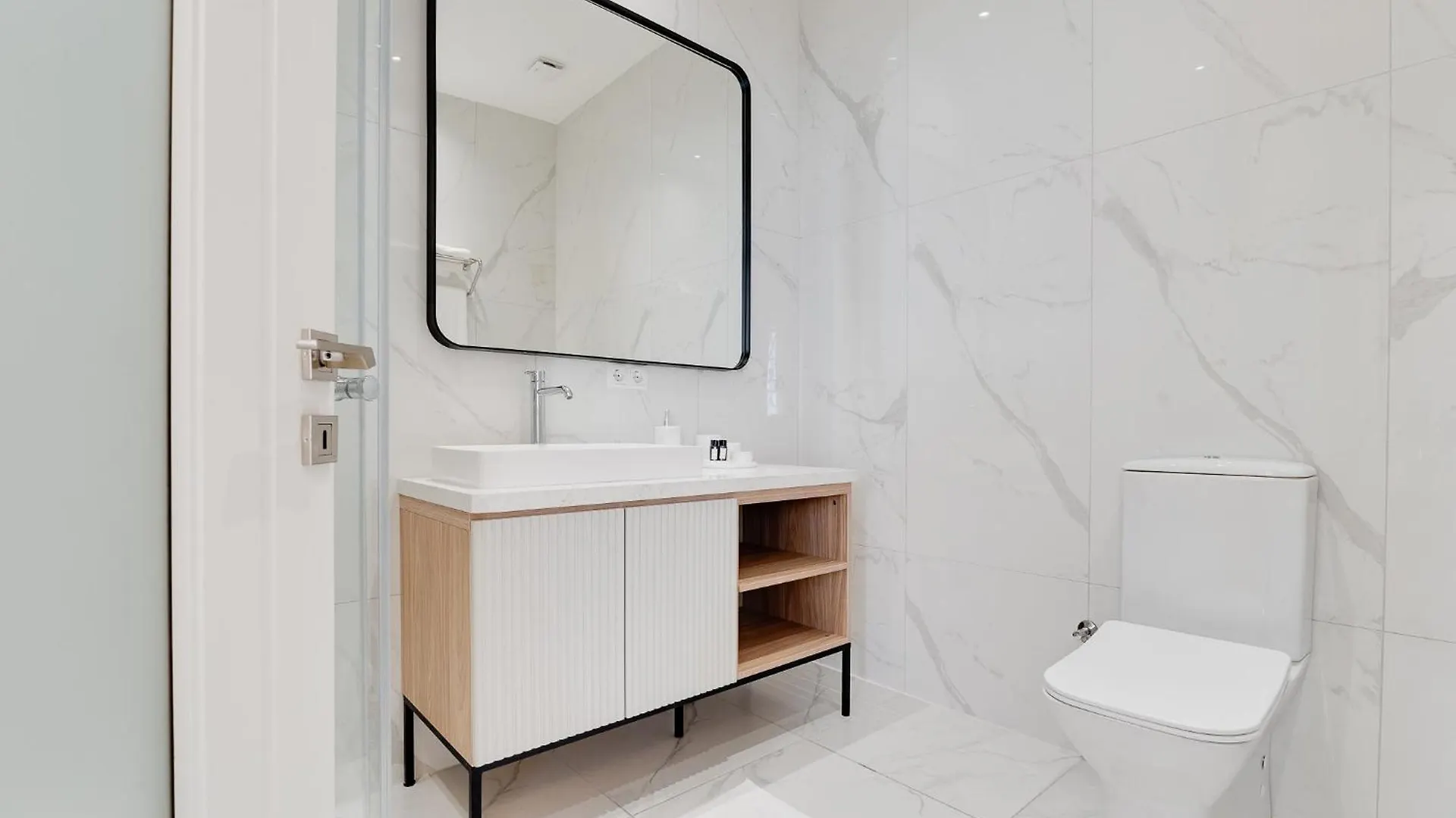 Atik Hotel Vienna 0*,  Austria