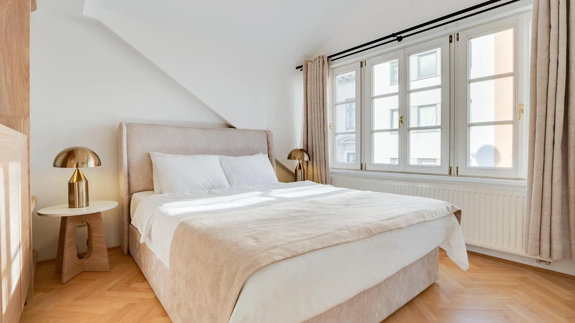 Atik Hotel Wien 0*,  Österreich